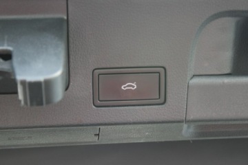 Volkswagen Arteon Fastback Facelifting 2.0 TDI 200KM 2021 Volkswagen Arteon TDI R-LINE Virtual DSG Gwarancja, zdjęcie 13