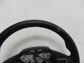Toyota Avensis III Lift — оригинальный кожаный руль