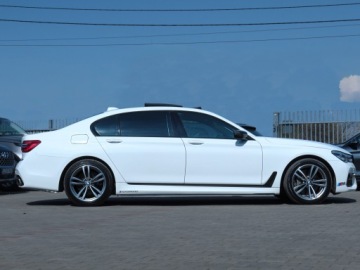 BMW Seria 7 G11-G12 Sedan 750i 450KM 2018 BMW 750LXi M-Pakiet Wentyle Dociąg AMasaż HUD Solar Wydech M 4xKlima Alpine, zdjęcie 37