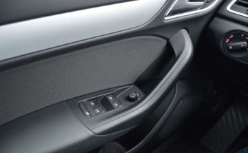 Audi Q3 I SUV Facelifting 2.0 TDI 150KM 2018 Audi Q3 2,0 TDI 150KM LED Nawigacja BI-Xenon Klimatronik 2.0 Diesel 150KM, zdjęcie 26