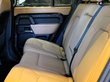 Land Rover Defender IV (L663) Hard Top 90 3.0D R6 250KM 2025 Defender 110 D250 X-Dynamic HSE 3.0 (250KM) 2025, zdjęcie 11