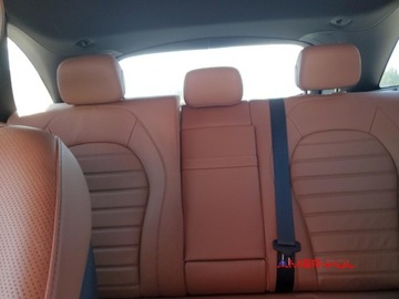 Mercedes GLC C253 2019 Mercedes-Benz GLC 2019 r., 2,0L 300 4MATIC 2.0 Benzyna 241KM, zdjęcie 9