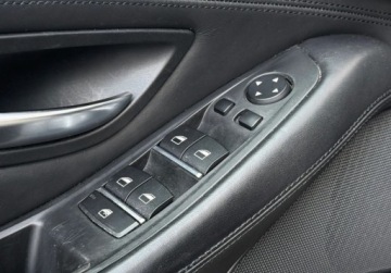 BMW Seria 5 F10-F11 Touring Facelifting 520d 190KM 2015 BMW Seria 5 I wlasciciel Luxury Line Gwarancja Bezwypadkowy FVAT23, zdjęcie 22