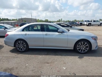 Mercedes Klasa E W213 2020 Mercedes-Benz Klasa E 450 4Matic 2020 3.0l 3.0 Benzyna 362KM, zdjęcie 6