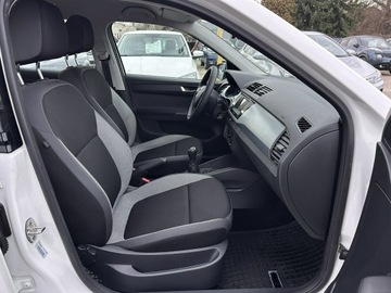 Skoda Fabia III Hatchback 1.2 TSI 90KM 2016 Škoda Fabia Skoda Fabia 1.2 TSI 90KM/Faktura VAT, zdjęcie 17