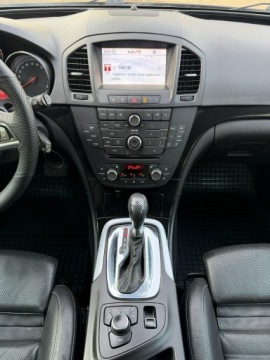 Opel Insignia I Sports Tourer 2.0 CDTI BiTurbo ECOTEC 195KM 2013 Opel Insignia Cosmo Sport Tour 2.0 CDTI 195KM Navi, zdjęcie 35