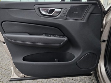 Volvo XC60 II 2025 Volvo XC 60 FV23 Plus Dark B5 B 250 KM AWD Aut Skó, zdjęcie 13