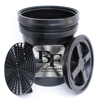 BLACKFIRE BUCKET SYSTEM WITH GRIT GUARD NEW LOOK