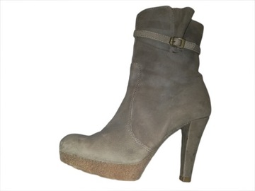 Skórzane buty Unisa. Stan idealny. Rozmiar 38.