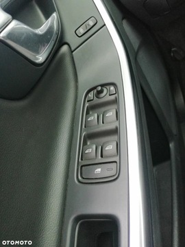 Volvo V60 I Kombi Facelifting 2.0 T3 DRIVE-E 152KM 2016 Volvo V60 I 2.0 T3 2,0, bezwypadkowy, zdjęcie 14