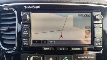 Mitsubishi Outlander III 2014 Mitsubishi Outlander 4x4 Xenon Navi Skóry, zdjęcie 16