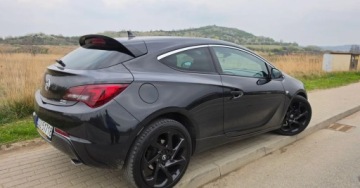 Opel Astra J GTC 2.0 BiTurbo CDTI 195KM 2013 Opel Astra GTC CDTI 195KM LED Infinity Xenon Skora 2.0 Diesel 195KM, zdjęcie 3
