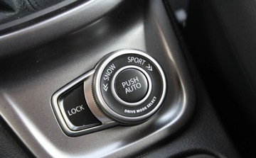 Suzuki 2025 Suzuki Vitara Premium Plus 1,4 mild Hybrid 4WD 6MT Superior White 2025 MC, zdjęcie 16