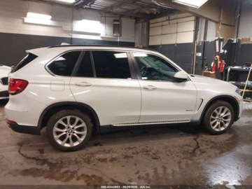 BMW X5 F15 2016 BMW X5 2016 BMW X5 XDRIVE35I 3.0 Benzyna 300KM, zdjęcie 7