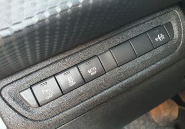 Peugeot 2008 I 2014 Peugeot 2008 Allure LED Nawigacja GetHelp 1.2 Benzyna 82KM, zdjęcie 19