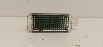 SEAT ATECA LAMPKA KABINY WNĘTRZA 8J0947409B