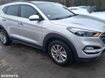 Hyundai Tucson III SUV 1.7 CRDI 115KM 2015 Hyundai Tucson Hyundai Tucson 1.7 CRDI BlueDrive GO 2WD 1.7 Diesel 115KM, zdjęcie 4