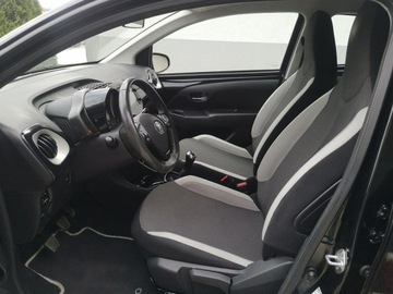 Toyota Aygo II Hatchback 5d 1.0 VVT-i 69KM 2014 Toyota Aygo 1.0 VVT-i 70KM # Klima # Kamera #, zdjęcie 21
