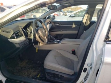 Toyota Camry IX 2022 Toyota Camry 2022, 2.5L, 4x4, XLE, od ubezpieczalni 2.5 Benzyna 202KM, zdjęcie 7