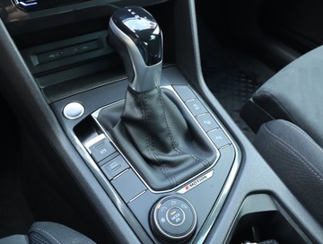 Volkswagen Tiguan II SUV Facelifting 2.0 TSI 190KM 2022 VW Tiguan 2.0 TSI, Salon Polska, 1. Właściciel, zdjęcie 16