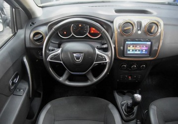 Dacia Sandero II Hatchback 5d Facelifting 0.9 TCe 90KM 2017 Dacia Sandero Benzyna LPG Klimatyzacja _ Nawigacja _ Czujniki parkowania, zdjęcie 14