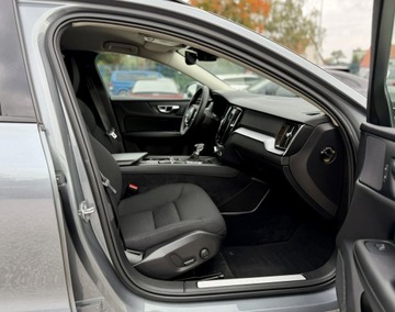 Volvo V60 II  Kombi 2.0 D4 190KM 2020 Volvo V60 AWD,4x4,Momentum Pro,Gwarancja, zdjęcie 12