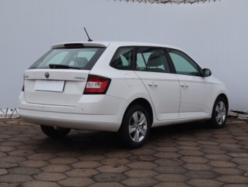 Skoda Fabia III Kombi 1.4 TDI 105KM 2016 Skoda Fabia 1.4 TDI, Salon Polska, Serwis ASO, zdjęcie 4