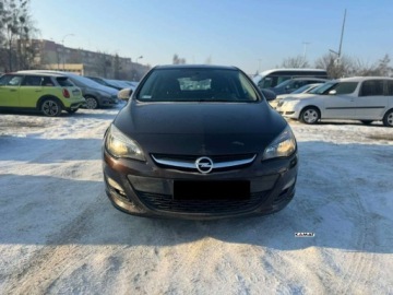 Opel Astra J GTC 1.4 Turbo ECOTEC 140KM 2015 Opel Astra Opel Astra 1,4 Benzyna Automat Klimatyzacja Zamiana 1.4 Benzyna, zdjęcie 9