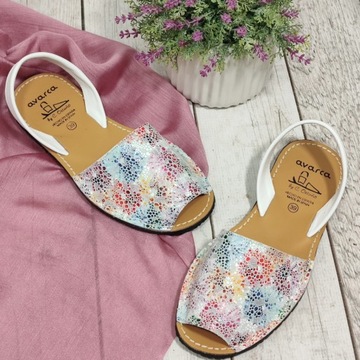 САНДАЛИИ ЖЕНСКИЕ ИЗ ИСПАНСКОЙ КОЖИ AVARCAS - 41