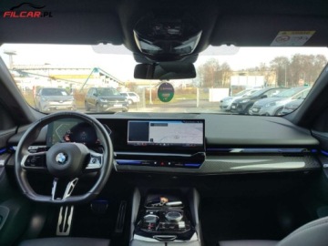 BMW Seria 5 G90-91 2023 BMW Seria 5 M PAKIET PRO GWARANCJA Kamery 360 Zarejestrowany Mozliwa zamia, zdjęcie 8