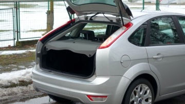 Ford Focus II Hatchback 5d 1.6 Duratec Ti-VCT 115KM 2009 .. .. Grzane szyby przód i tył .. Książka serwisowa .. Klimatyzacja .., zdjęcie 31