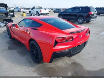 Chevrolet Corvette C7 2015 Chevrolet Corvette Stingray 2015 6.2 Benzyna 455KM, zdjęcie 3