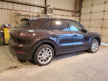 Porsche Cayenne III 2019 Porsche Cayenne 2019 PORSCHE CAYENNE 3.0 Benzyna 335KM, zdjęcie 3