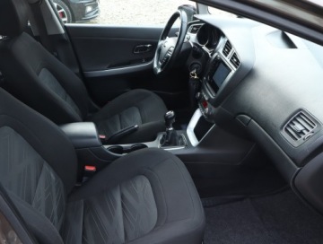 Kia Ceed II Hatchback 5d Facelifting 1.4 DOHC 100KM 2015 Kia Ceed 1.4 CVVT, Salon Polska, Navi, Klima, zdjęcie 8