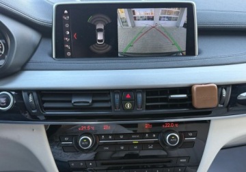 BMW X6 F16 Crossover xDrive50i 450KM 2017 BMW X6 Salon Polska Czujniki Kamera Automat 4.4 Benzyna 450KM, zdjęcie 20