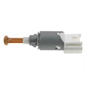 SPÍNAČ LAMPY BRZDA 8200168238 DO KANGOO MOVANO