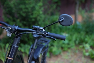 Lusterko do rowerów elektrycznych AJS krótkie ramię 17 cm, czarne