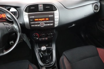 Fiat Bravo II Hatchback 5d 1.4 i 16V MPI 90KM 2009 Fiat Bravo 1.4 16V, Salon Polska, Klima,ALU, zdjęcie 7