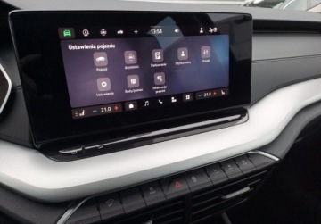 Skoda Octavia IV Liftback 1.5 TSI EVO 150KM 2024 Skoda Octavia SalonPL 1.5eTSI mHEV 150KM DSG Selection ASO Virtual Matrix, zdjęcie 27