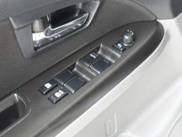 Suzuki SX4 I Hatchback Facelifting 1.6 VVT 120KM 2012 Suzuki SX4 1.6, zdjęcie 13