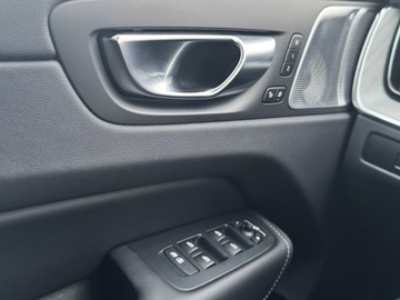 Volvo XC60 II 2024 Volvo XC 60 XC60 T6 Plug-In | AWD | Ultra Dark | a, zdjęcie 34