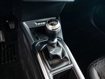 Renault Clio V 2026 Od ręki - Techno 1.2 TCe 115KM / Pakiet Winter, zdjęcie 9