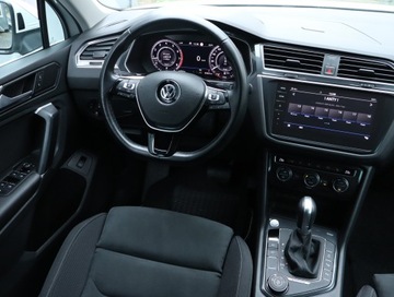 Volkswagen Tiguan II SUV 2.0 TSI 180KM 2018 VW Tiguan 2.0 TSI, Salon Polska, 4X4, DSG, Navi, zdjęcie 6