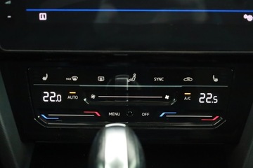Volkswagen Arteon Fastback Facelifting 2.0 TSI 190KM 2021 VW Arteon 2.0 TSI, Salon Polska, Serwis ASO, zdjęcie 14