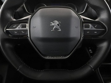 Peugeot 2008 II SUV 1.5 BlueHDi 110KM 2021 Peugeot 2008 navi klima auto czujniki parkowania, zdjęcie 20