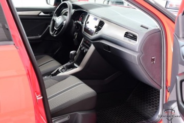 Volkswagen T-Roc I SUV Facelifting 1.5 TSI ACT 150KM 2022 Volkswagen T-Roc 1.5 TSi DSG Sliczny FulLED Climatronic As.Pasa ACC Radar, zdjęcie 8