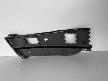 РЕШЕТКА БАМПЕРА ПРАВАЯ SKODA KAROQ 57A 57A807368