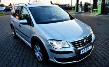 Volkswagen Touran II 2.0 TDI 170KM 2010 Volkswagen Touran Cross Ksenon Szyberdach 7-osobowe Nowy rozrzad, 2.0, zdjęcie 1