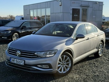 Volkswagen Passat B8 Limousine Facelifting 2.0 TDI SCR 150KM 2020 Volkswagen Passat 2.0 TDI 150KM 2020 ACC,zadbany