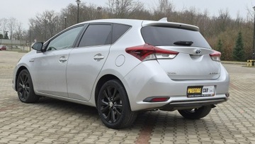 Toyota Auris II 2015 Toyota Auris _1.8, zdjęcie 2